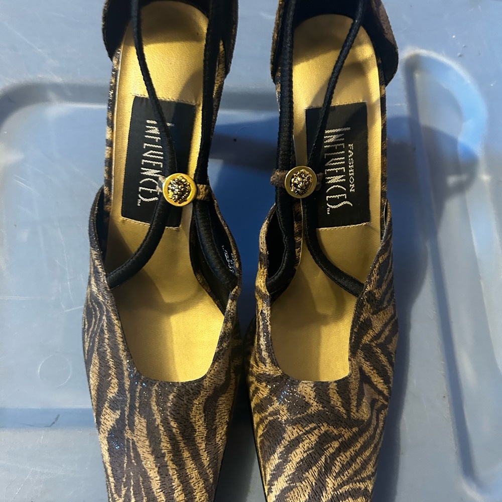 Woman shoe high heels